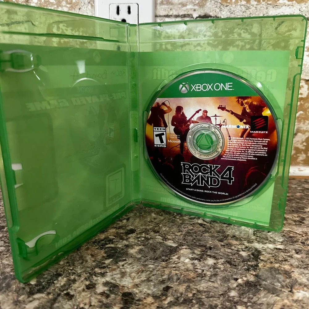 Harmonix Rock Band 4 Xbox One OS Green Good Music Rhythm Game Disc Only